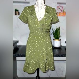 NWOT Forever 21 - wrap dress, ruffle details, SMALL, olive green